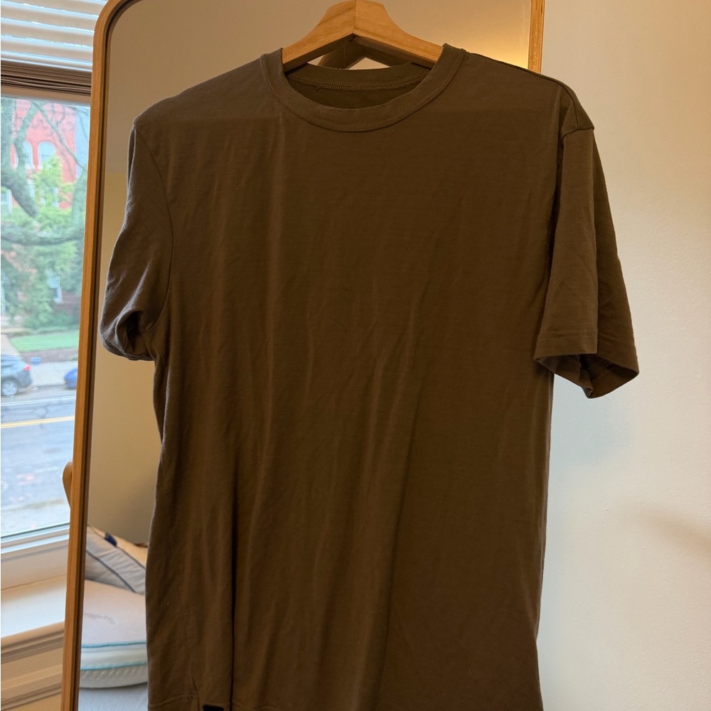 Classic Men's Crew Neck T-Shirt - Smoke